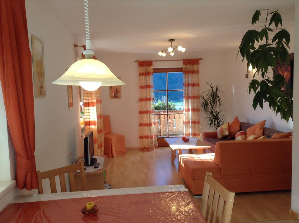 Appartement Oberlechnerhof Разун-ді-Сопра Номер фото